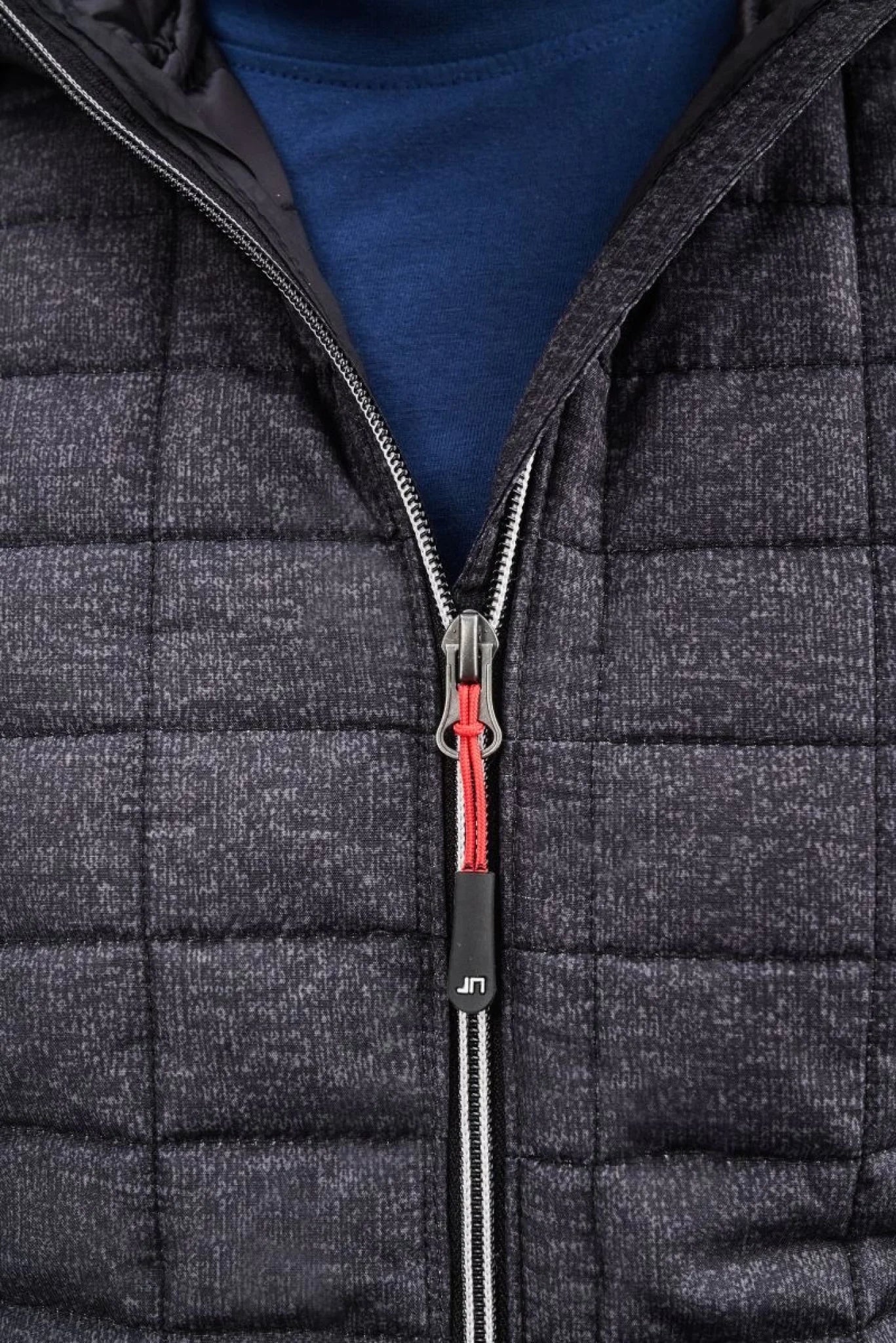 Hybrid Steppjacke mit Bestickung test